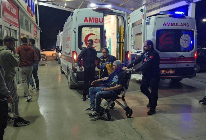 Adana'da iki grup arasında bıçaklı kavga: 2 yaralı