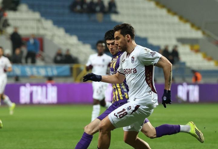 Trabzonspor'da Umut Nayir'den kötü haber