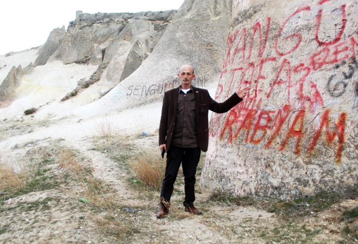 Kayseri'de peribacalarına sprey boyalı tahribat