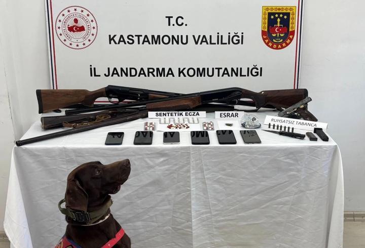 Kastamonu'da narkotik operasyonu: 3 tutuklama