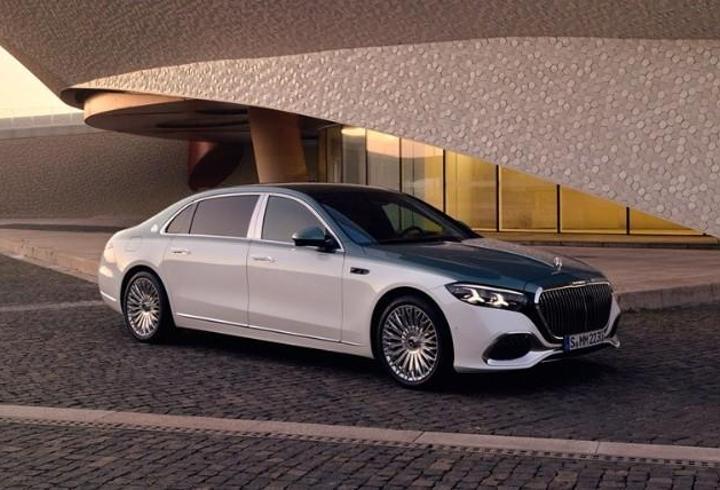 Yeni Mercedes-Maybach S-Serisi yola çıkıyor