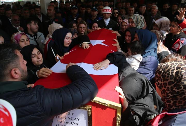 Şehit Piyade Uzman Çavuş Yusuf Açay son yolculuğuna uğurlandı