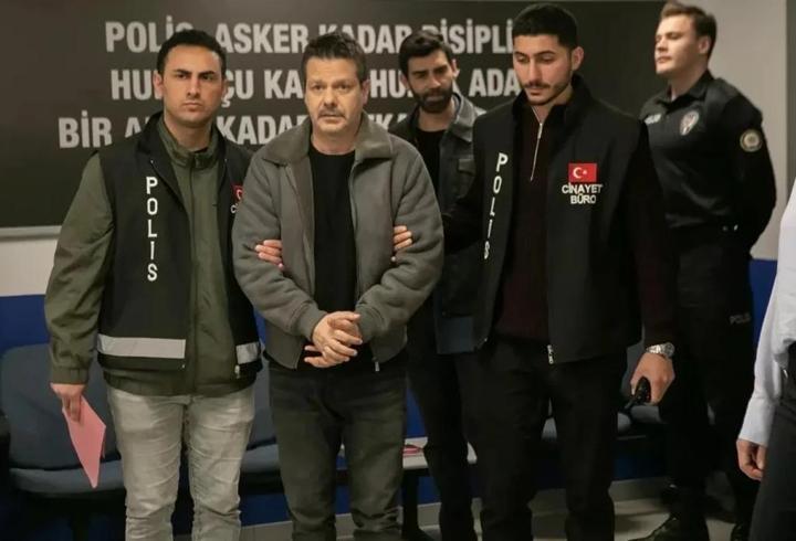 ARKA SOKAKLAR YENİ BÖLÜMÜ NE ZAMAN? Arka Sokaklar yeni bölümü neden yok? 27 Mart Kanal D yayın akışı