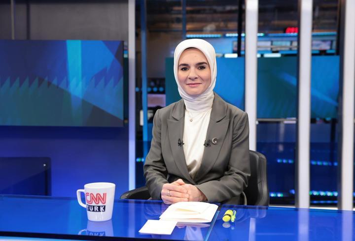 Bakan Göktaş'tan doğum izni açıklaması