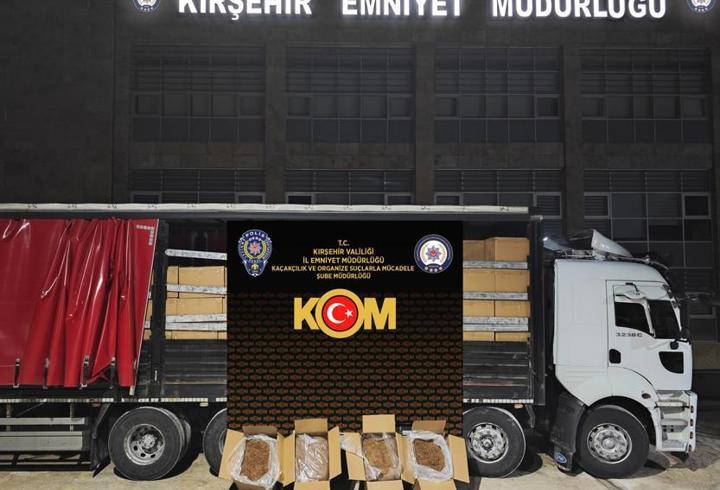 Kırşehir’de 5,5 ton kaçak tütün ele geçirildi