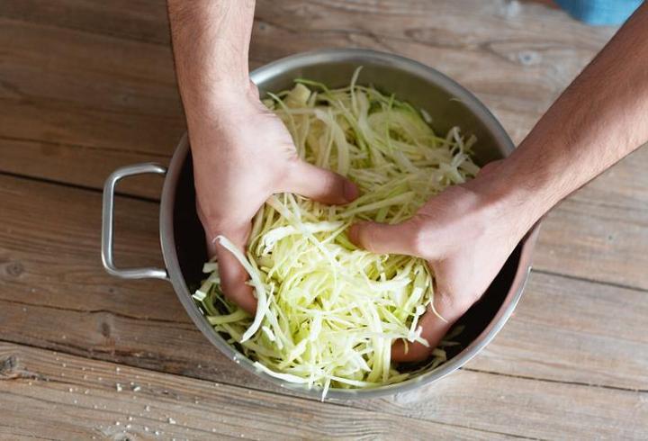 İbrahim Saraçoğlu'ndan zayıflama kürü tarifi! Şişkinliği azaltıyor, karnı dümdüz yapıyor!