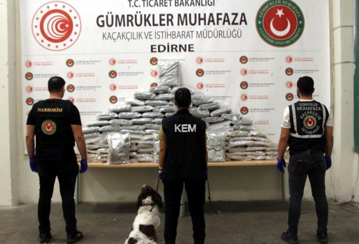 Kapıkule'de 60 kilo esrar ele geçirildi; 5 gözaltı