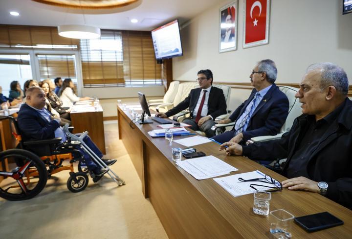 Büyükşehir Belediyesi Erişilebilirlik seferberliği toplantısı