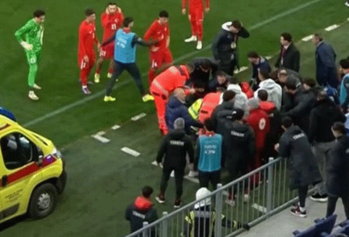 Egemen Korkmaz, Türkiye U21 Milli Takım maçında yere yığıldı