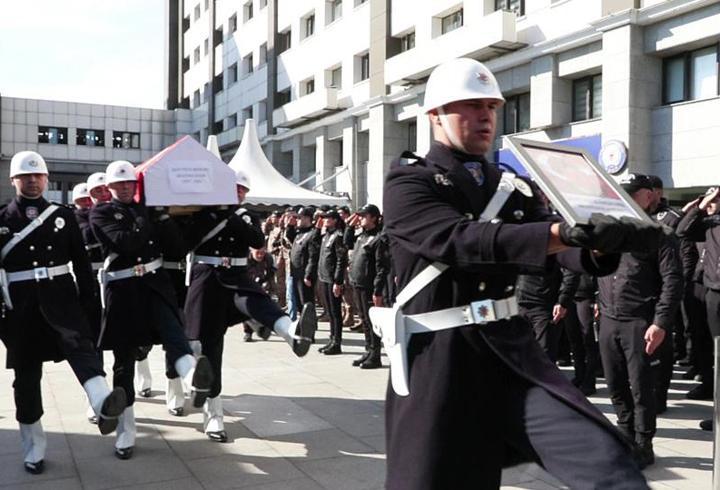 Şehit polis memuru Mustafa Aydın toprağa verildi