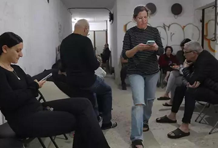 İsrail'de panik sürüyor! Sirenler susmuyor, halk sığınaklarda bekliyor