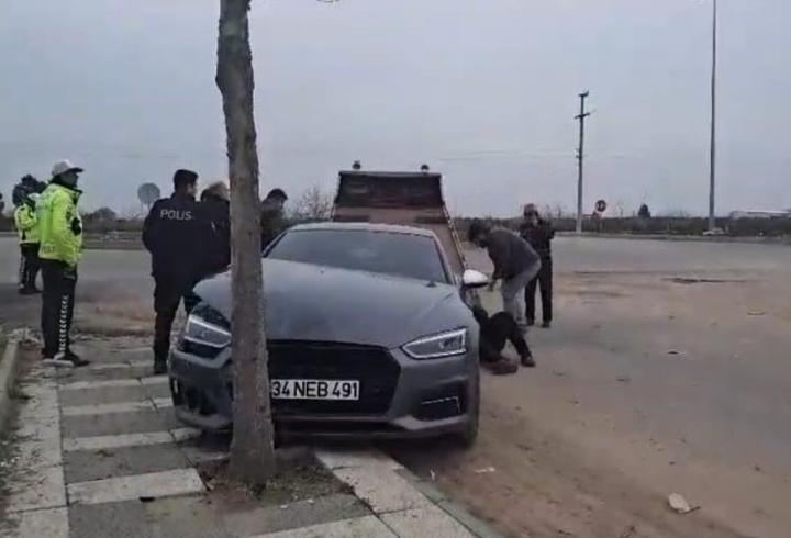 Otomobil ile çarpışan motosiklet sürücüsü yaralandı