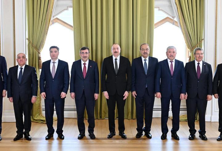 Cumhurbaşkanı Yardımcısı Yılmaz, Azerbaycan Cumhurbaşkanı Aliyev ile görüştü