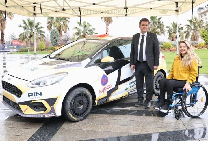 Türkiye'nin ilk engelli kadın pilotundan şampiyona öncesi Başkan Aydın’a ziyaret