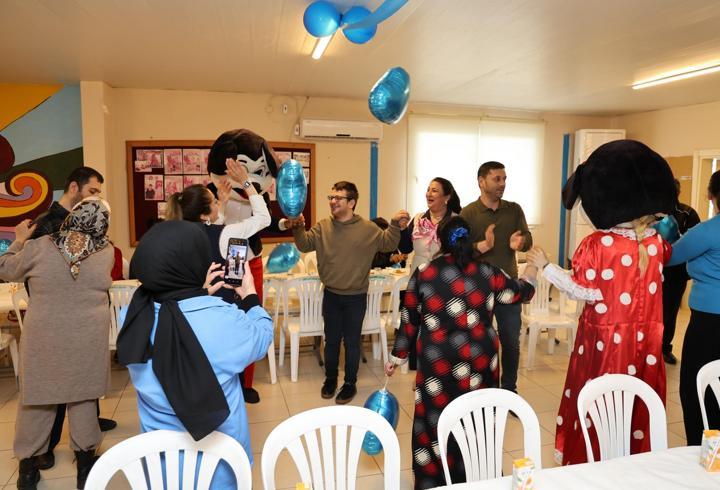 Toroslar, Dünya Otizm Farkındalık Günü’nde anlamlı buluşma