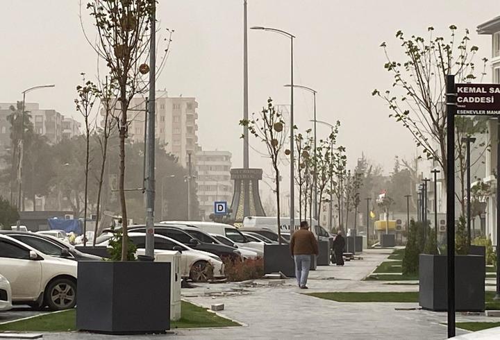 Osmaniye’de Libya kaynaklı toz taşınımı etkili oldu