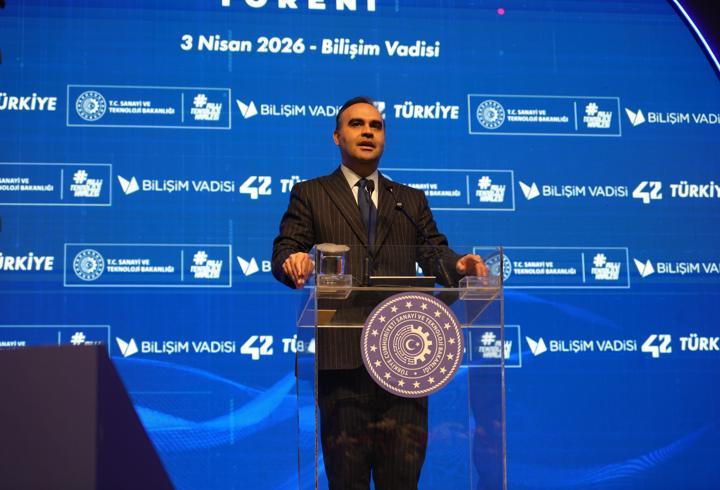Bakan Kacır: Kimya sektöründe 935 milyar lira nitelikli yatırımın önünü açtık (3)