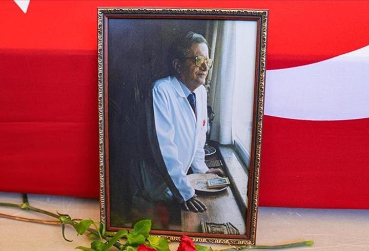 Prof. Dr. Hatemi, son yolculuğuna uğurlandı