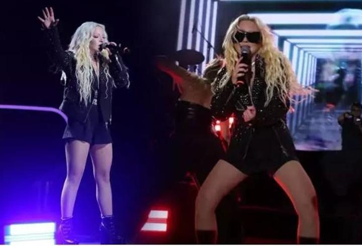 Ece Seçkin’in sahne kombini sanal medyada olay oldu! Tarzı geceye damga vurdu