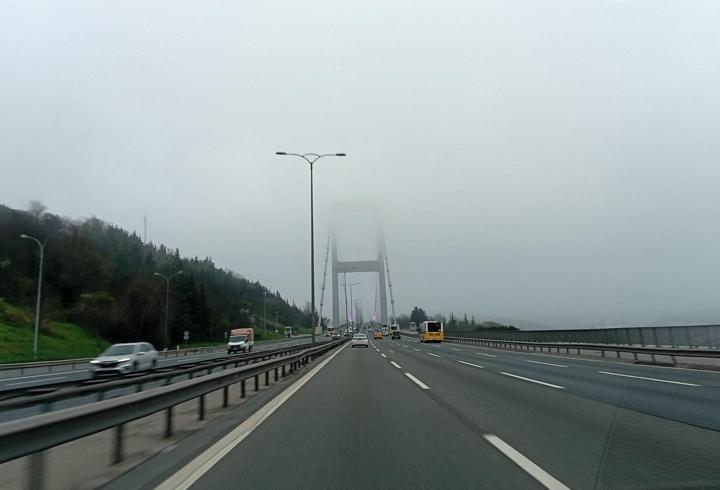 İstanbul'da sis etkili oluyor