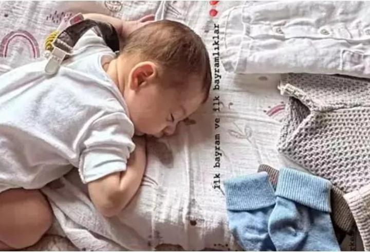 Bestemsu Özdemir’den oğlu Sarp Marco ile yeni paylaşım! Son hali sanal medyada ilgi gördü