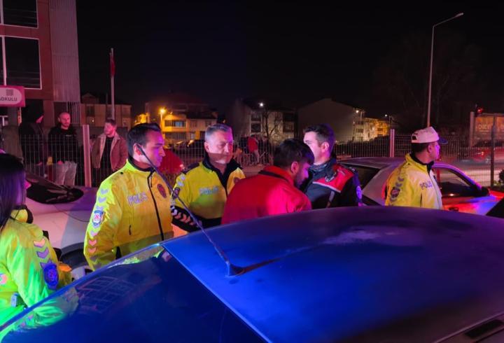 Bursa'da zincirleme kaza sonrası yaralılar ekiplere direndi