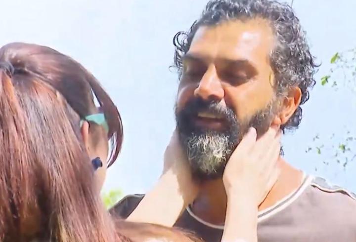 23 Yıl Sonra Sürpriz Buluşma! Deniz Seki ve Bayhan'ın Gözyaşları... Popstar'ın En Çarpıcı Kavgası Survivor'da Dostluğa Dönüştü