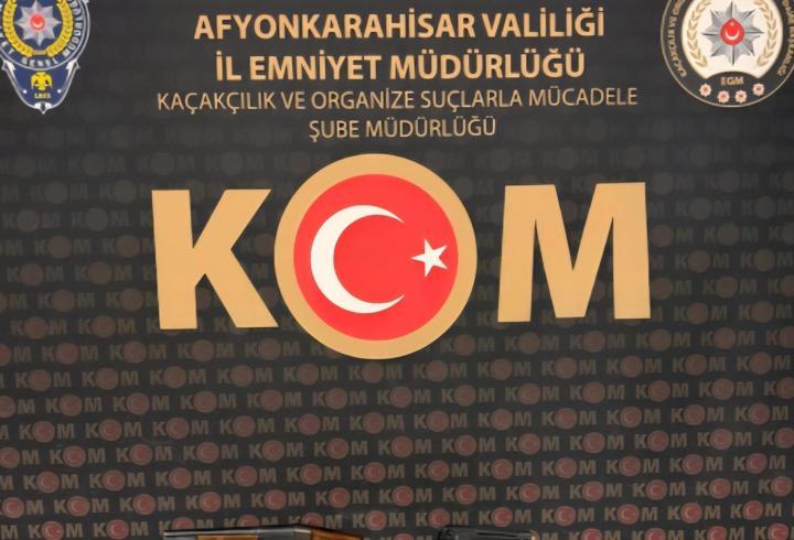 Polisin operasyonunda 74 sikke ele geçirildi