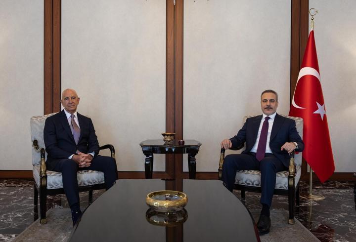 Bakan Fidan, ABD Büyükelçisi Barrack'ı kabul etti