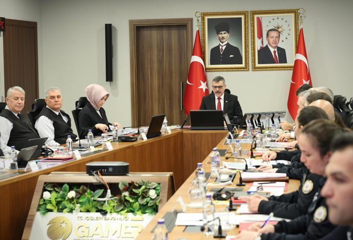 Bakan Çiftçi'den valilerle 'güvenlik' toplantısı