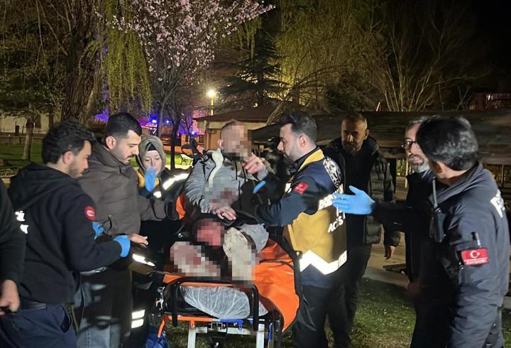 Nevşehir’de parkta bıçaklı kavga: 3 yaralı