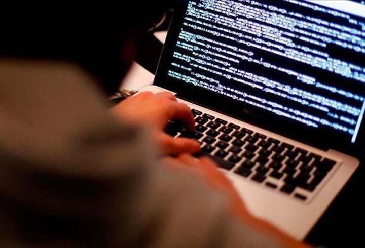 Çağrı Bey, Somali'de sondaja başlıyor. Türkiye'nin enerji filosunun 228 metrelik devi “Çağrı Bey”, ilk yurt dışı görevi için Somali'de 7 bin 500 metre derinlikte sondaj yapacak. Bu hafta Somali'de sondaj çalışmaları başlayacak.3