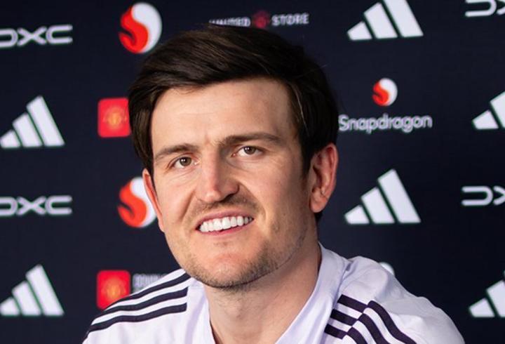 Manchester United, Harry Maguire'la yeni sözleşme imzaladı