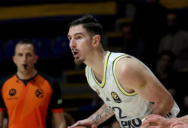 Fenerbahçe Beko'nun emektar yıldızı Nando De Colo, kariyerine noktayı koyuyor