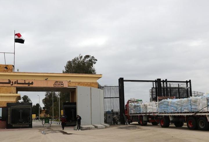 İsrail, Refah Sınır Kapısı'nı geçişlere kapattı