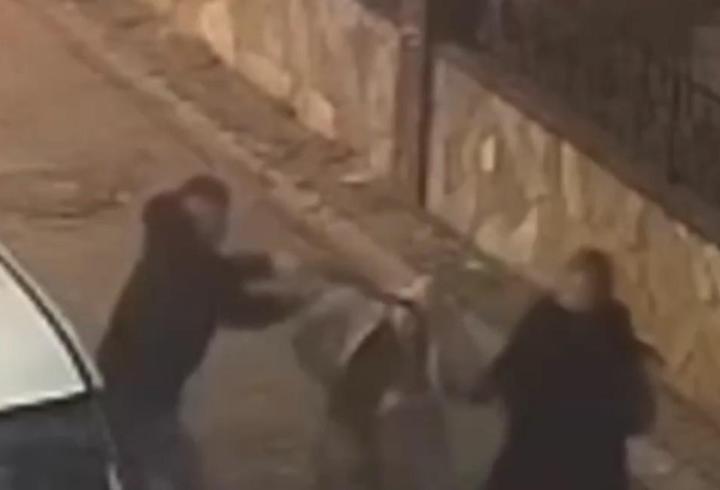 Adres sorma bahanesiyle kolye çalan şüphali gözaltına alındı