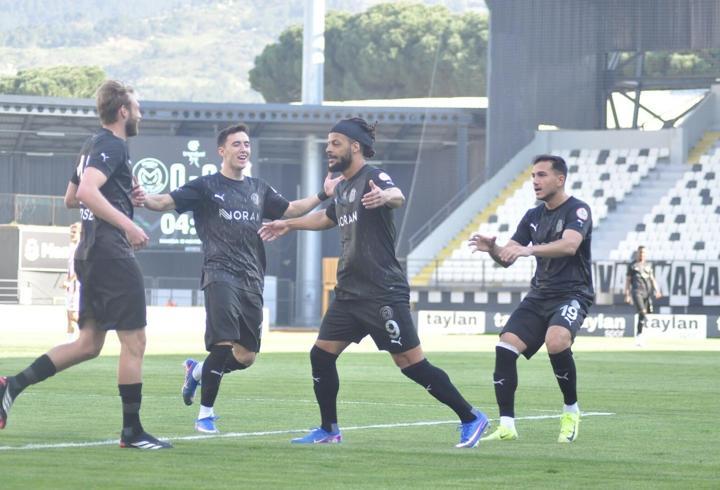 Manisa FK gönül aldı