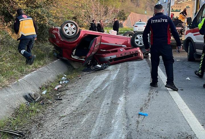 Ormancıları taşıyan otomobil takla attı: 3 yaralı