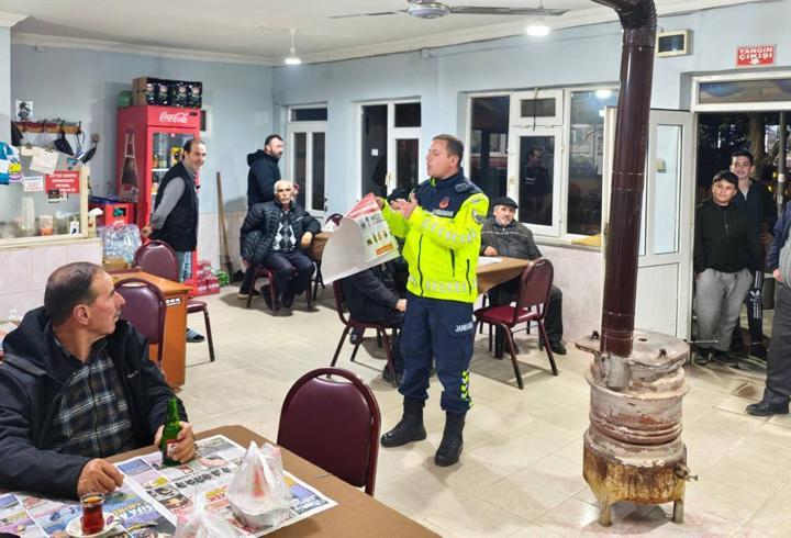 Edirne’de jandarmadan sürücülere trafik eğitimi