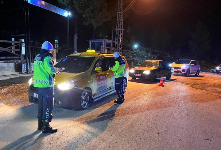 Kilis'te jandarma ekiplerinden trafik denetimi