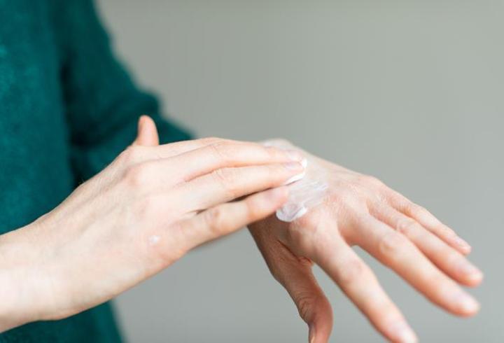 Kuru ciltlere son: Hem pratik hem doğal içerik