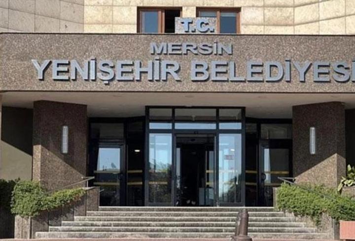 Ankara'da, 2 çocuk annesi Nazlı Uyar (45), tekstil ve ev dekorasyonu sektöründeki işini bırakarak devlet desteği ile başladığı Ankara keçisi yetiştiriciliğinde 6 yılda 300 hayvandan 1300 başa ulaştı.5