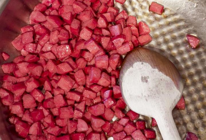 Eğer sucukta bu belirtiler varsa tüketmeyin! Uzmanlar uyardı: Sağlığı tehdit ediyor