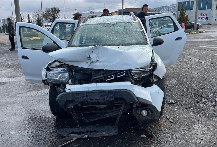 Nevşehir'de otomobiller çarpıştı: 6 yaralı