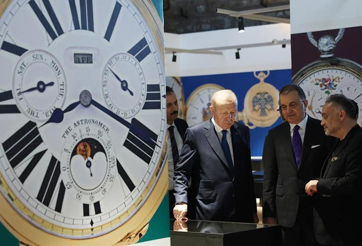 Cumhurbaşkanı Erdoğan'dan, "Muhteşem Cep Saatleri Koleksiyonu" sergisine ziyaret