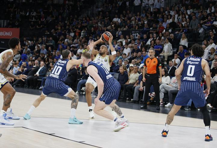 Anadolu Efes, Fenerbahçe Beko'yu ağırlayacak