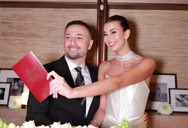 Sürpriz Nikah! Sezgi Sena Akay ve Erdinç Acar Sessiz Sedasız Evlendi