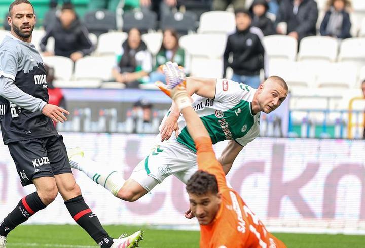 Konyaspor, Fatih Karagümrük’ü rahat geçti