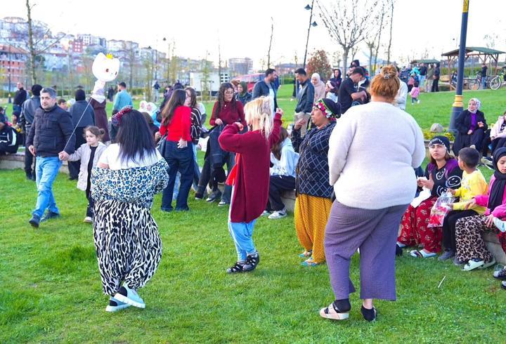 Sancaktepe’de Dünya Romanlar Günü kutlandı