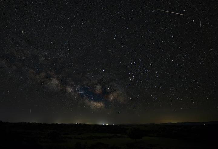 LYRİD METEOR YAĞMURU NE ZAMAN, SAAT KAÇTA? Lyrid meteor yağmuru için geri sayım!